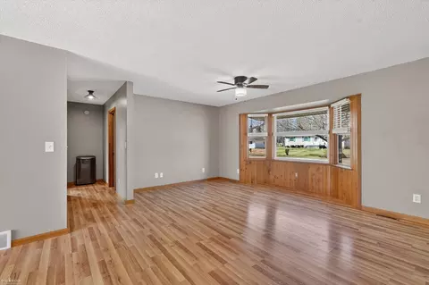 Living - 424 Fairview, Owosso, MI 48867 photo 5 of 5
