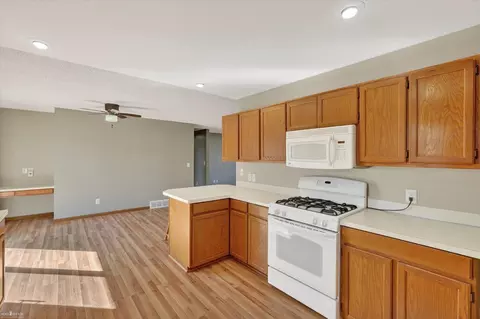 Kitchen - 424 Fairview, Owosso, MI 48867 photo 3 of 5