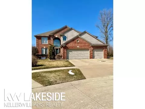 50441 Aldwych, Macomb, MI 48044