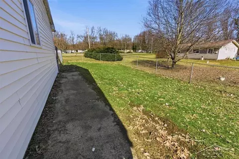 Exterior - 11074 E Mt Morris, Davison, MI 48423 photo 1 of 4