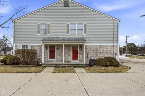 24649 N N Mdw, Harrison Township, MI 48045