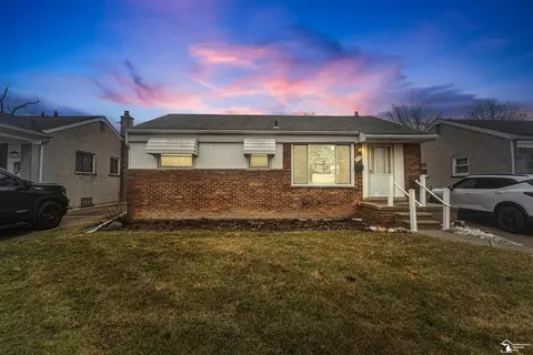 15110 Drake, Southgate, MI 48195