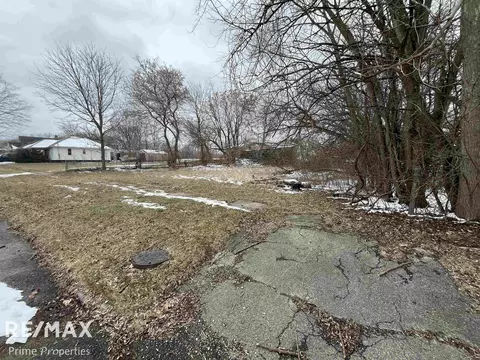 0 E Marengo, Flint, MI 48505 photo 2