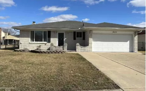 38270 Steede Dr, Sterling Heights, MI 48310