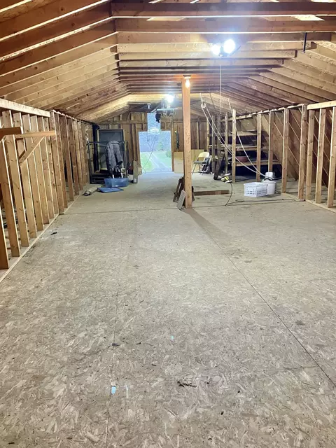 Entry Way - 1298 N Cummings, Davison, MI 48423 photo 2 of 2