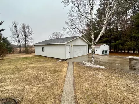 Exterior - 123 S Shearer, Gladwin, MI 48624 photo 2 of 12