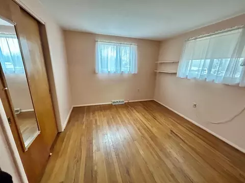 Bedroom - 123 S Shearer, Gladwin, MI 48624 photo 1 of 2