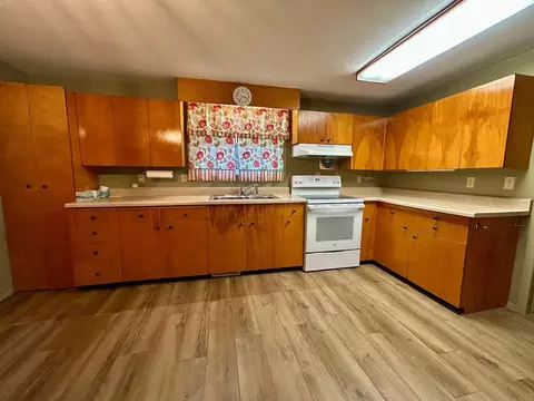 Kitchen - 123 S Shearer, Gladwin, MI 48624 photo 3 of 3