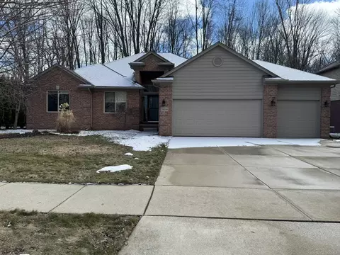 34194 Lakewood, New Baltimore, MI 48047