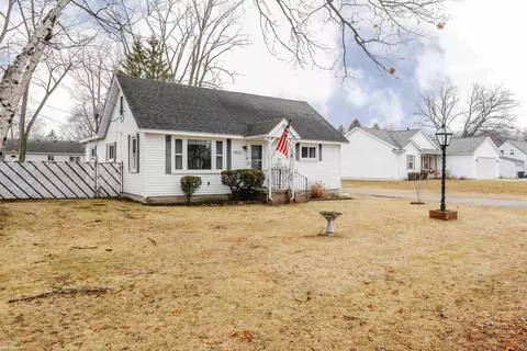 4033 Helen, Fort Gratiot, MI 48059