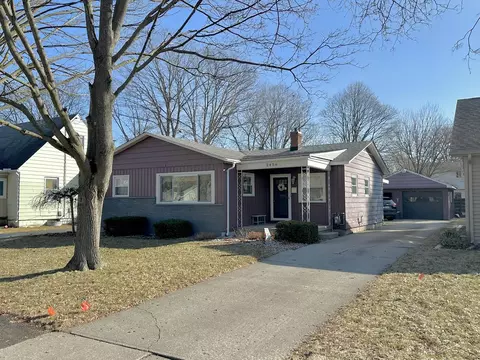 2456 Barnard, Saginaw, MI 48602