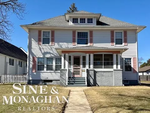 1609 Saint Clair Riv, Algonac, MI 48001