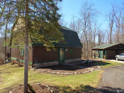 1193 Sand Lk, Onsted, MI 49265