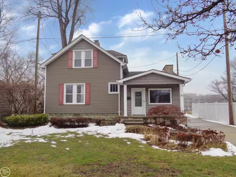 40 Riverside, Mount Clemens, MI 48043