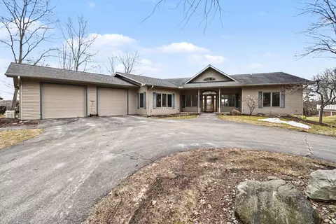 970 W Blueridge, Sanford, MI 48657