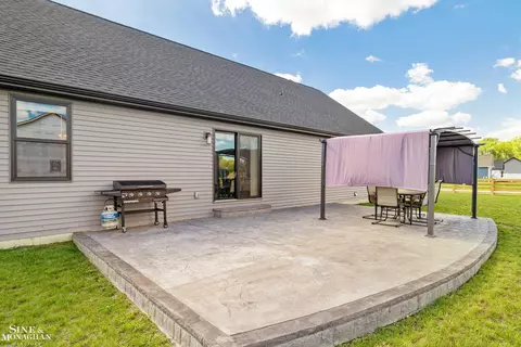 Exterior - 1810 Riley, Saint Clair, MI 48079 photo 8 of 15