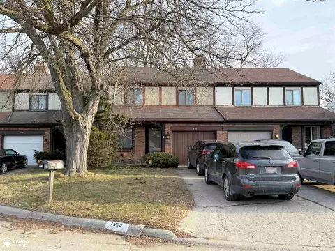 1836 Willowbrook, Flint, MI 48507 photo 2