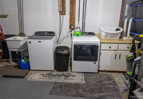 Other - 125 Lawrence, Ishpeming, MI 49849 photo 13 of 17