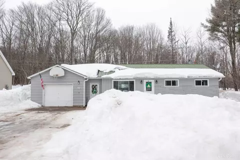 Exterior - 125 Lawrence, Ishpeming, MI 49849 photo 7 of 7
