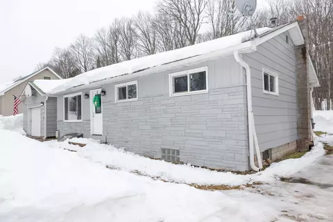 Exterior - 125 Lawrence, Ishpeming, MI 49849 photo 2 of 7