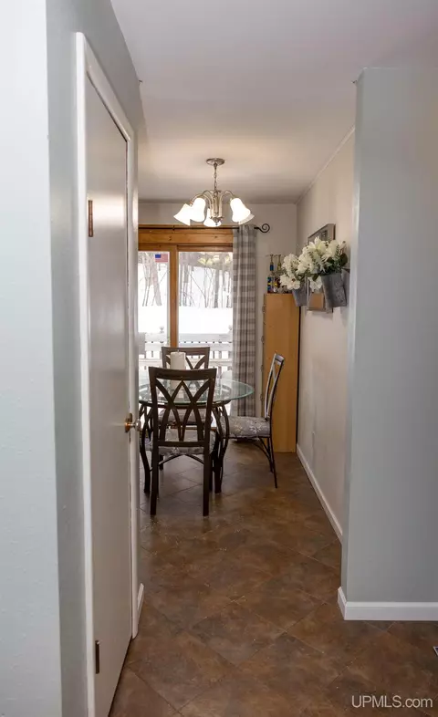 Dining - 125 Lawrence, Ishpeming, MI 49849 photo 4 of 4