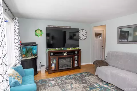 Living - 125 Lawrence, Ishpeming, MI 49849 photo 1 of 2