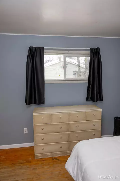 Bedroom - 125 Lawrence, Ishpeming, MI 49849 photo 3 of 12