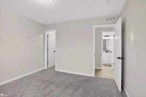 Bedroom - 9111 Copper Rdg, Davison, MI 48423 photo 1 of 13