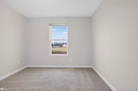 Bedroom - 9111 Copper Rdg, Davison, MI 48423 photo 10 of 13