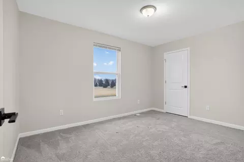 Bedroom - 9111 Copper Rdg, Davison, MI 48423 photo 4 of 13
