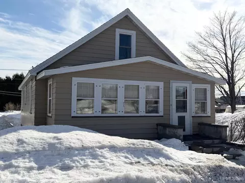 301 Isabella, Palmer, MI 49871