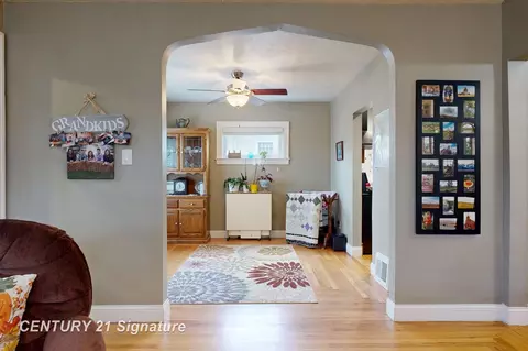 Entry Way - 314 Myrtle, Flushing, MI 48433 photo 1 of 4