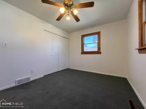 Bedroom - 905 Exchange, Owosso, MI 48867 photo 2 of 4