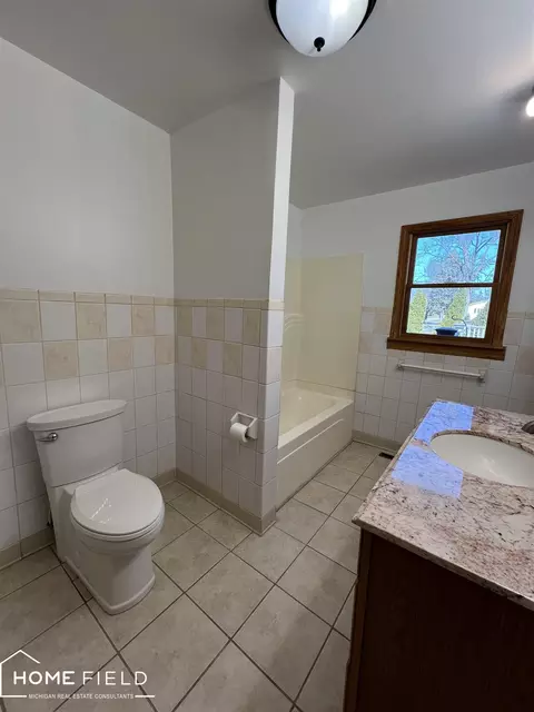 Bath - 905 Exchange, Owosso, MI 48867 photo 2 of 2