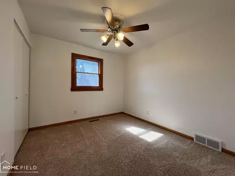 Bedroom - 905 Exchange, Owosso, MI 48867 photo 4 of 4