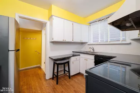 Kitchen - 47 Cranford, Grosse Pointe, MI 48230 photo 1 of 3