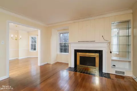 Living - 47 Cranford, Grosse Pointe, MI 48230 photo 3 of 4