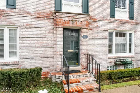 Exterior - 47 Cranford, Grosse Pointe, MI 48230 photo 3 of 10