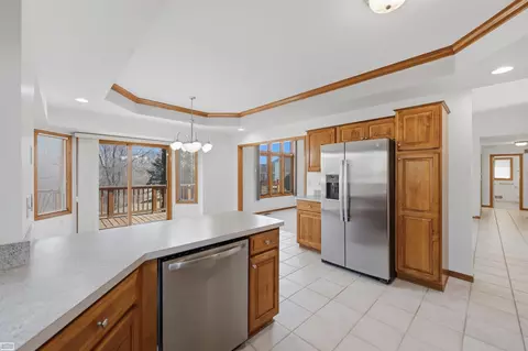 Kitchen - 50988 Shenandoah, Macomb, MI 48044 photo 4 of 4