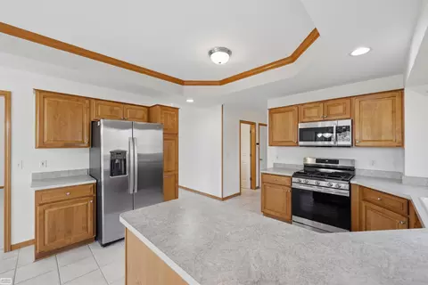 Kitchen - 50988 Shenandoah, Macomb, MI 48044 photo 2 of 4