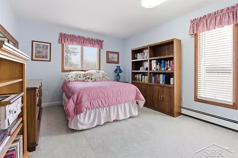 Bedroom - 4339 N Fordney, Hemlock, MI 48626 photo 3 of 4