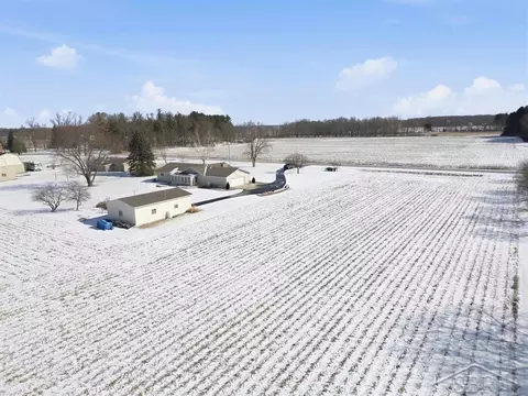 View/Area - 4339 N Fordney, Hemlock, MI 48626 photo 3 of 7