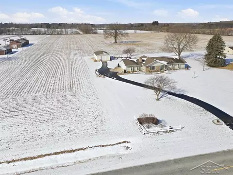 View/Area - 4339 N Fordney, Hemlock, MI 48626 photo 4 of 7