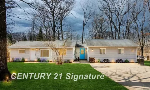 4041 Janet, Harrison, MI 48625