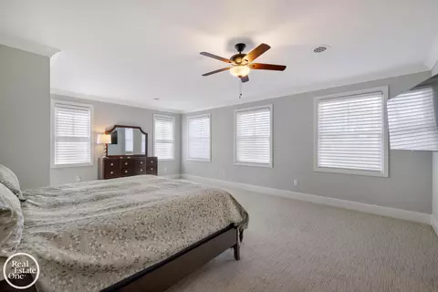 Bedroom - 577 Washington, Grosse Pointe, MI 48230 photo 1 of 8