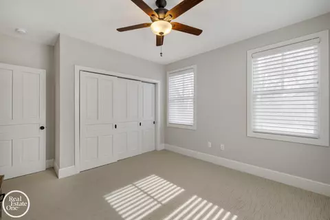 Bedroom - 577 Washington, Grosse Pointe, MI 48230 photo 8 of 8
