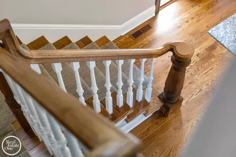 Entry Way - 577 Washington, Grosse Pointe, MI 48230 photo 5 of 10