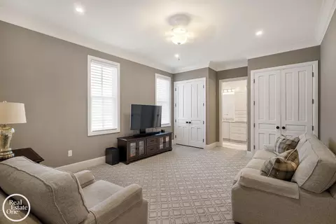 Other - 577 Washington, Grosse Pointe, MI 48230 photo 5 of 21