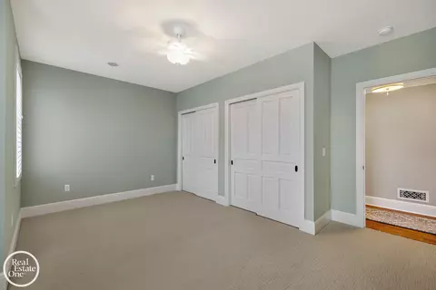 Bedroom - 577 Washington, Grosse Pointe, MI 48230 photo 7 of 8