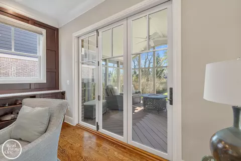 Exterior - 577 Washington, Grosse Pointe, MI 48230 photo 6 of 23